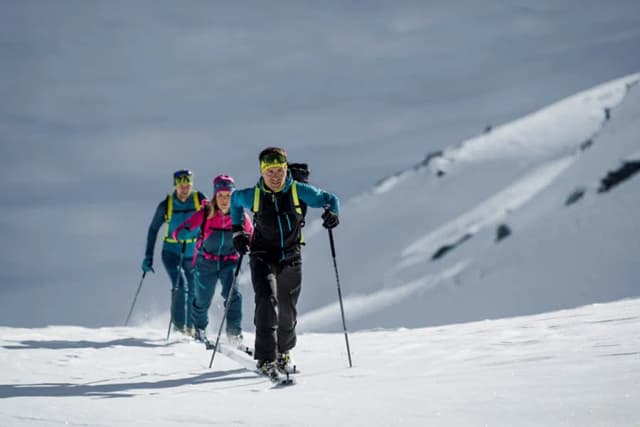 Las mejores botas travesía esquí: comodidad y rendimiento en montaña Las mejores botas travesía esquí: comodidad y rendimiento en montaña